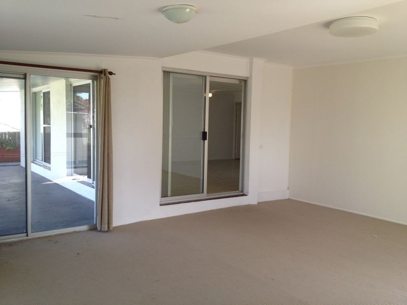 10 Awinya Court, Minyama QLD 4575