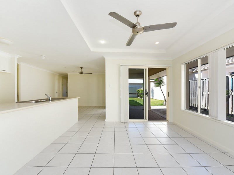 5 Rapanea Street, Meridan Plains QLD 4551
