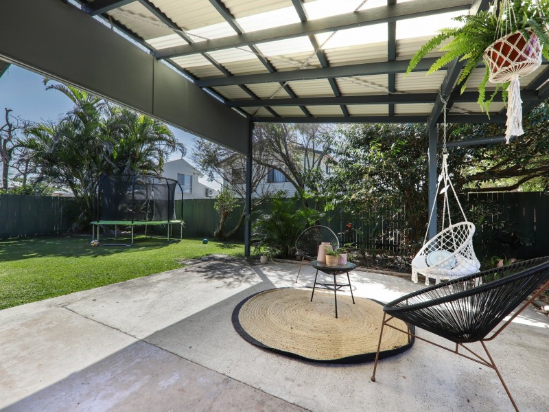 1 Curbarra Street, Buddina QLD 4575