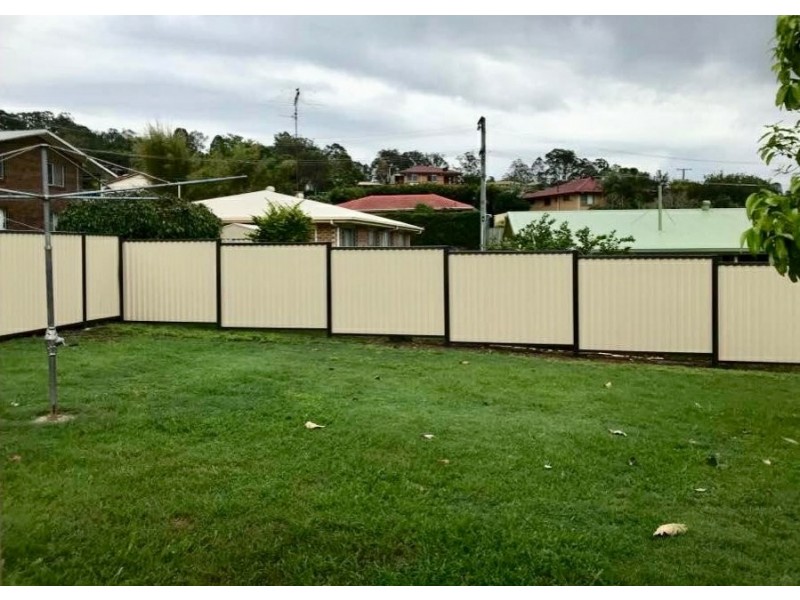 6 Lachlan Avenue, Nambour QLD 4560