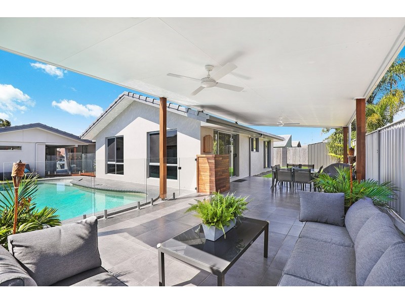 12 Currong Street, Minyama QLD 4575