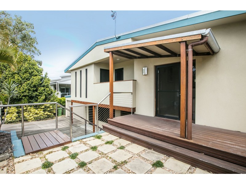 17 Pettigrew Street, Mooloolaba QLD 4557