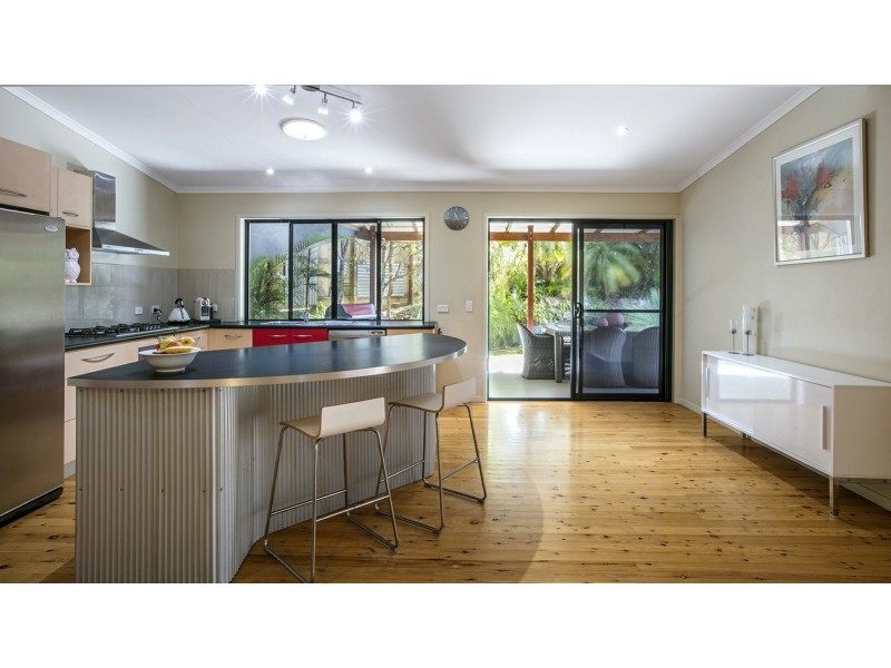 17 Pettigrew Street, Mooloolaba QLD 4557