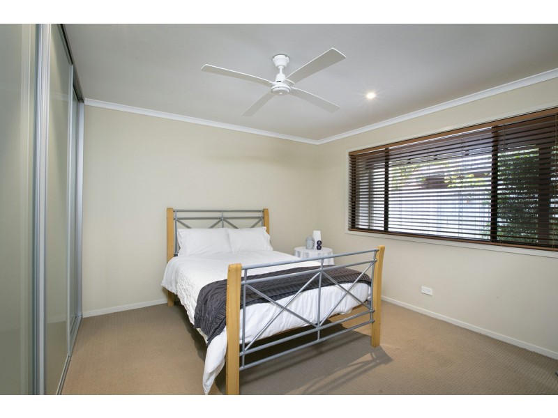 17 Pettigrew Street, Mooloolaba QLD 4557
