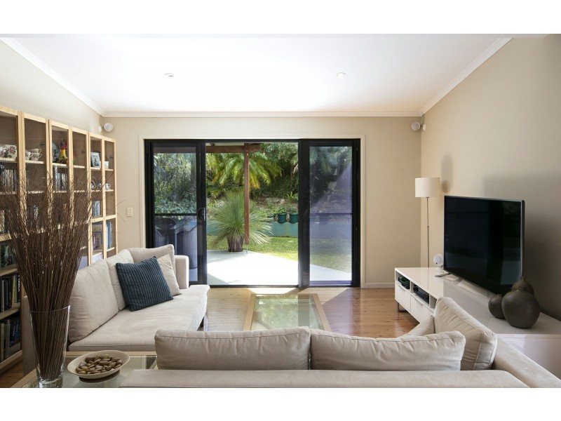 17 Pettigrew Street, Mooloolaba QLD 4557