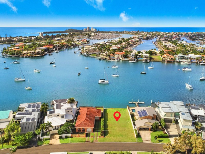 37 Carwoola Crescent, Mooloolaba QLD 4557