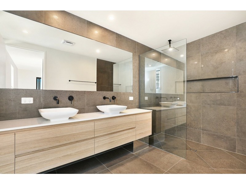 9-11 Marjorie Street, Mooloolaba QLD 4557