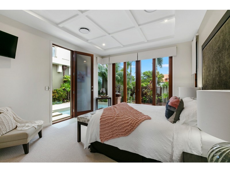 7 Mooloolah Island, Minyama QLD 4575