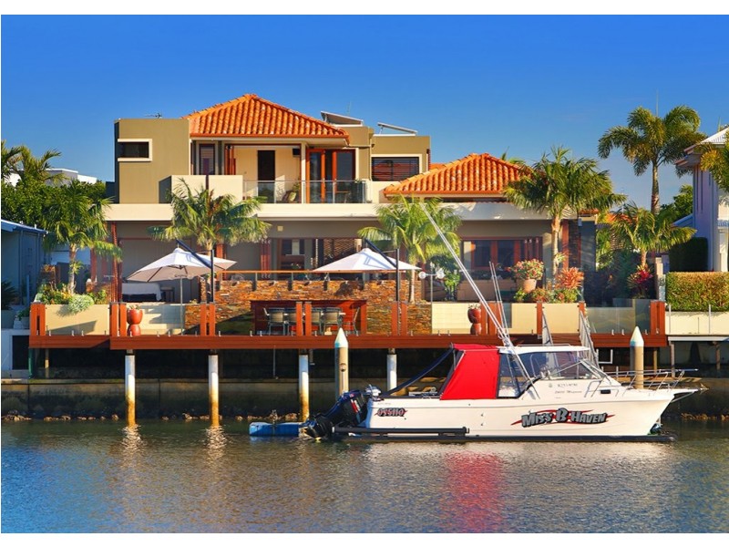 7 Mooloolah Island, Minyama QLD 4575