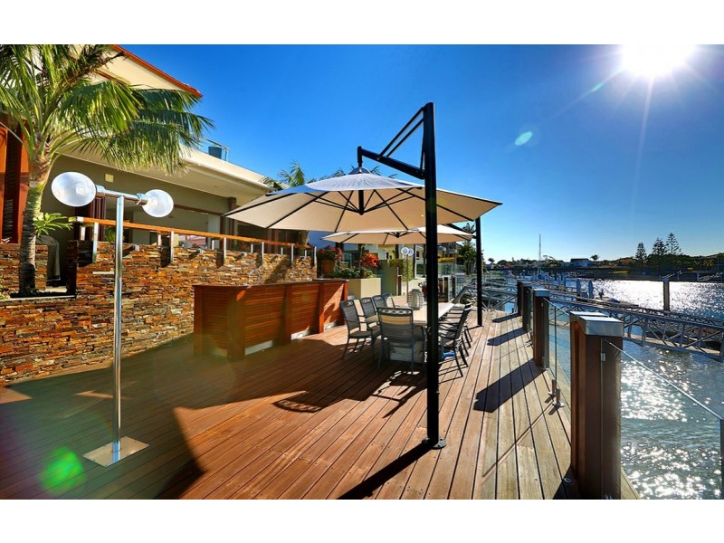 7 Mooloolah Island, Minyama QLD 4575