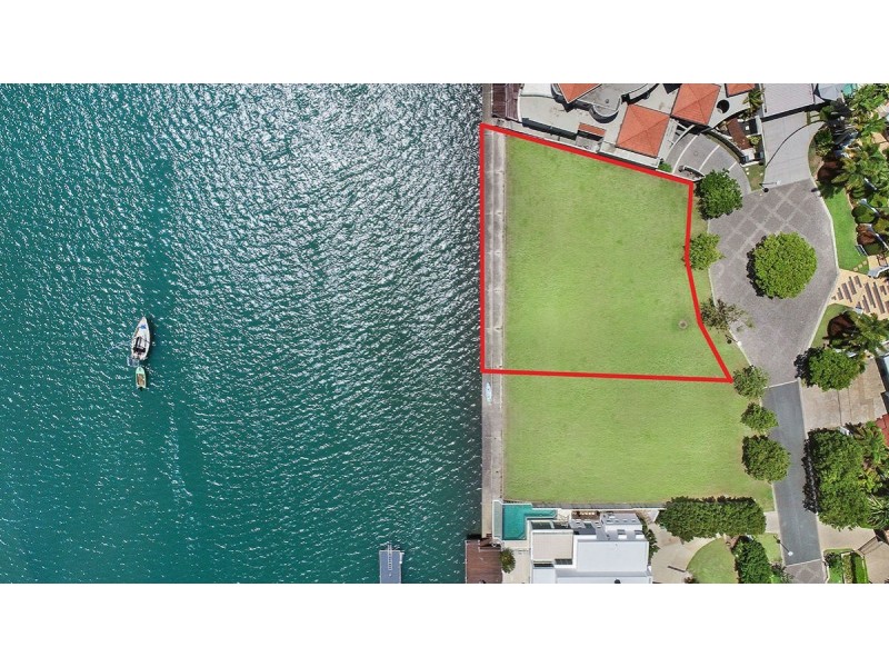 27 Mooloolah Island, Minyama QLD 4575