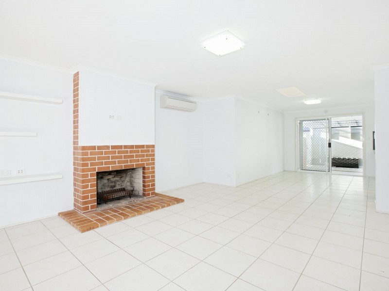 133 Lowanna Drive, Buddina QLD 4575