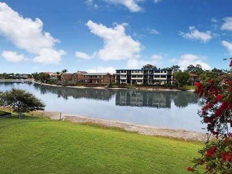 3/12 Akeringa Place, Mooloolaba QLD 4557