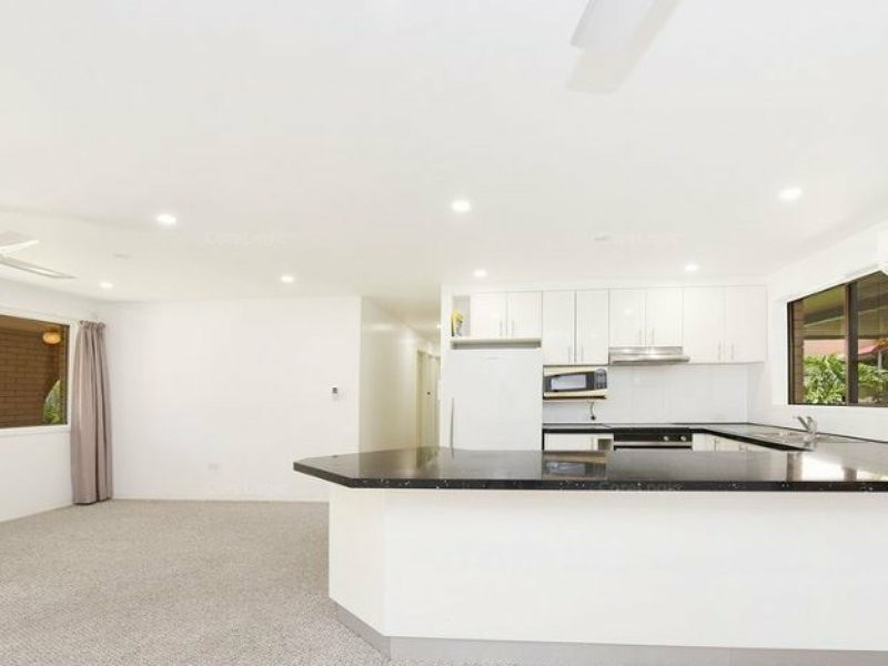 4 Naroo Court, Mooloolaba QLD 4557