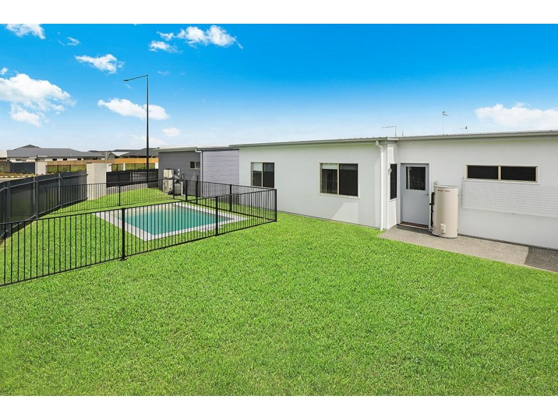 84 Tranquility Way, Palmview QLD 4553