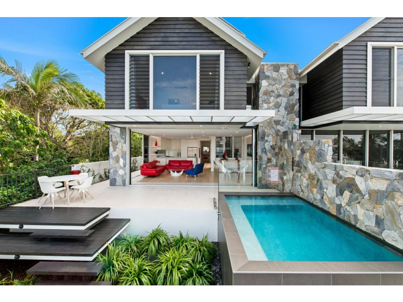 2/8 Culbara Street, Mooloolaba QLD 4557