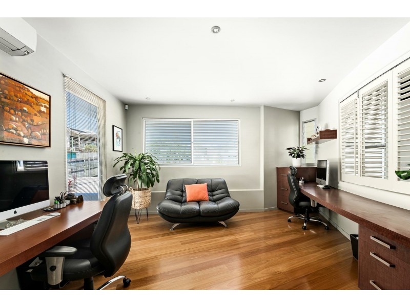 11 Tantula Road East, Alexandra Headland QLD 4572