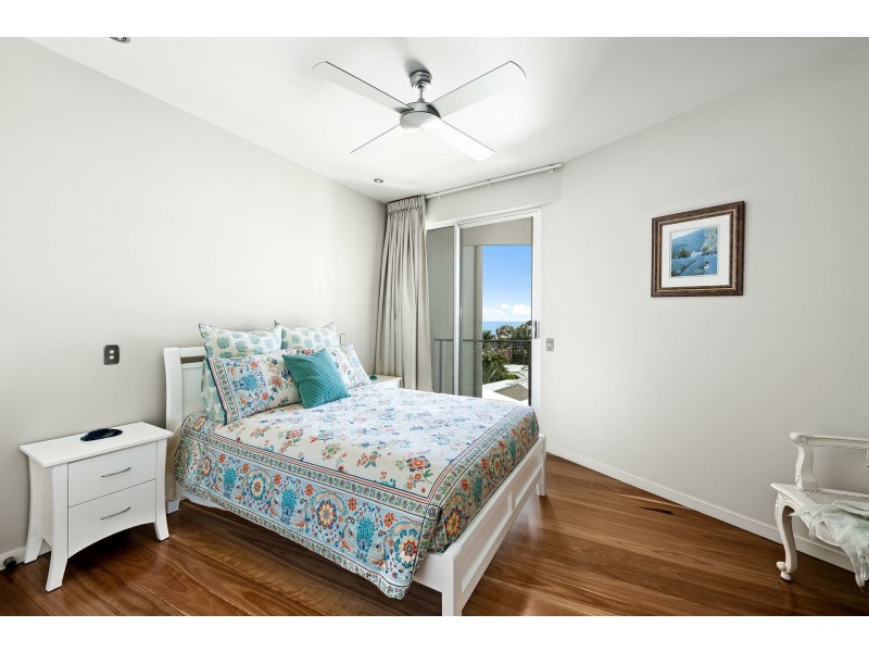 11 Tantula Road East, Alexandra Headland QLD 4572