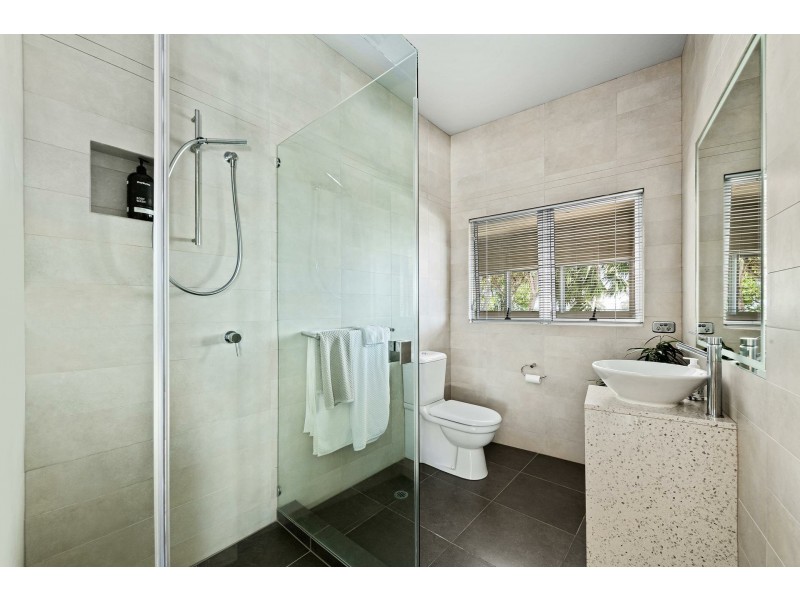 11 Tantula Road East, Alexandra Headland QLD 4572