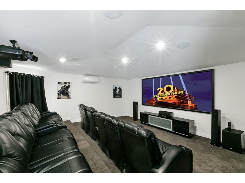 22 Oak Court, Minyama QLD 4575