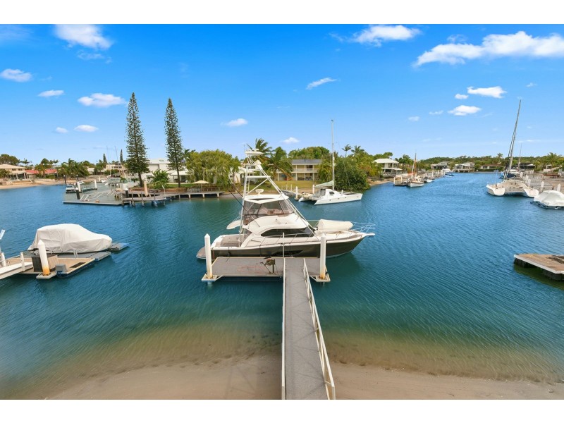 22 Oak Court, Minyama QLD 4575