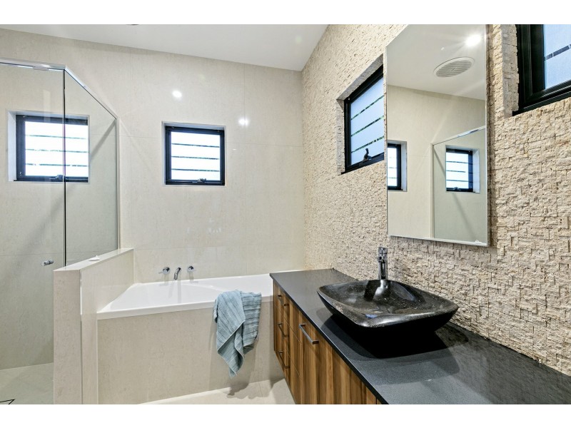 19 Price Lane, Buderim QLD 4556