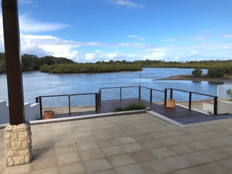 4 Imara Court, Mountain Creek QLD 4557