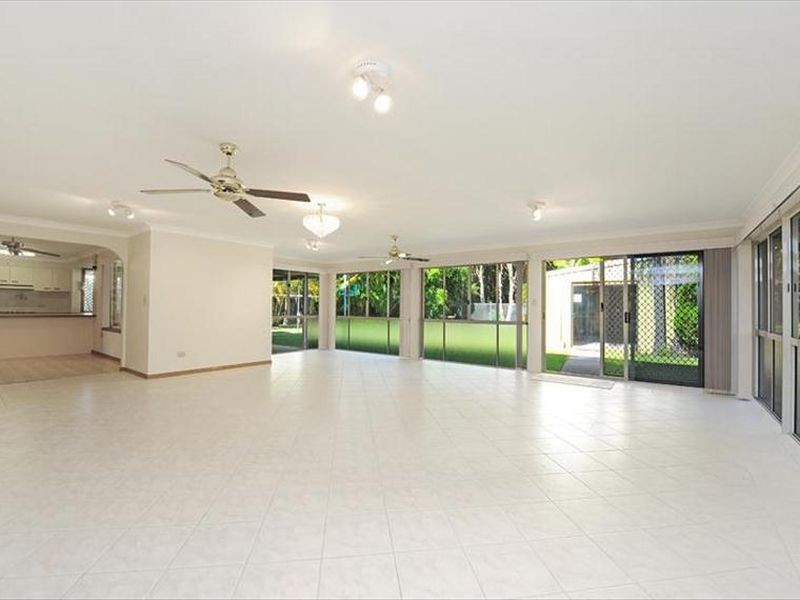 4 Jarrah Street, Minyama QLD 4575