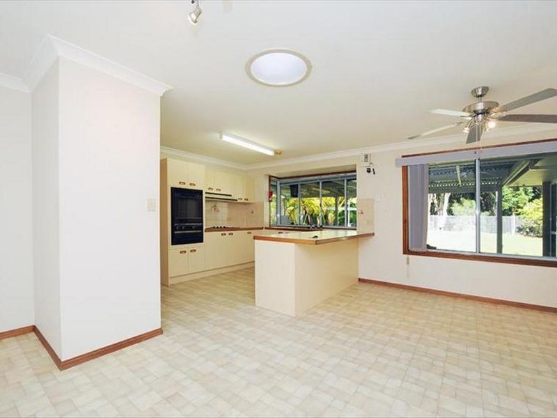 4 Jarrah Street, Minyama QLD 4575