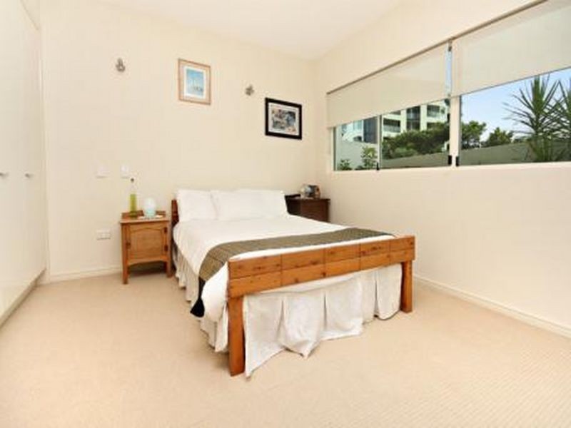 2/49 River Esplanade, Mooloolaba QLD 4557