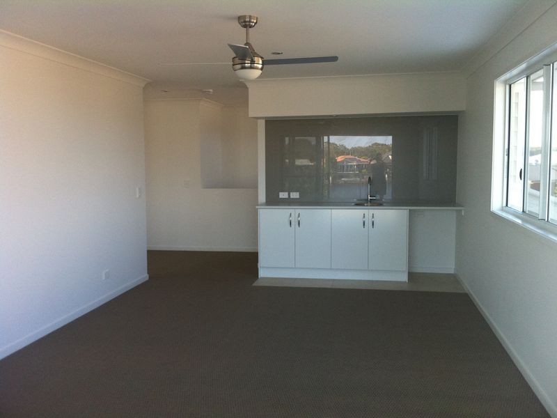 24 Pangali Circuit, Birtinya QLD 4575