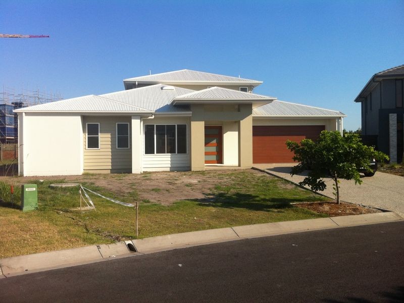 24 Pangali Circuit, Birtinya QLD 4575