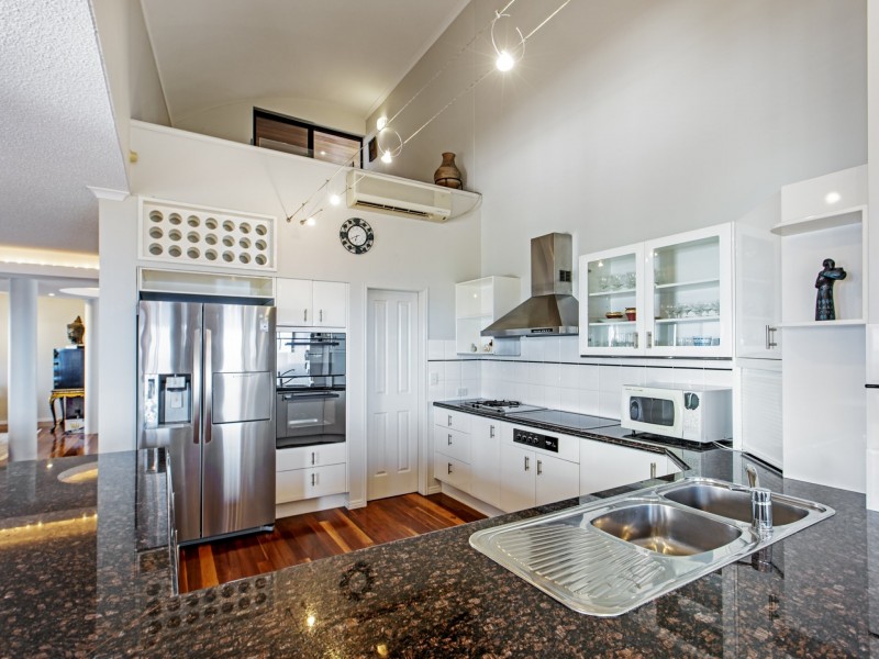 Apartment 5/31 Buderim Avenue, Mooloolaba QLD 4557