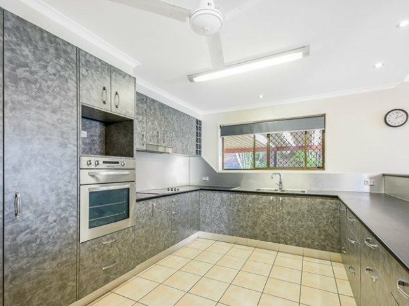 8 Greygum Court, Mooloolaba QLD 4557