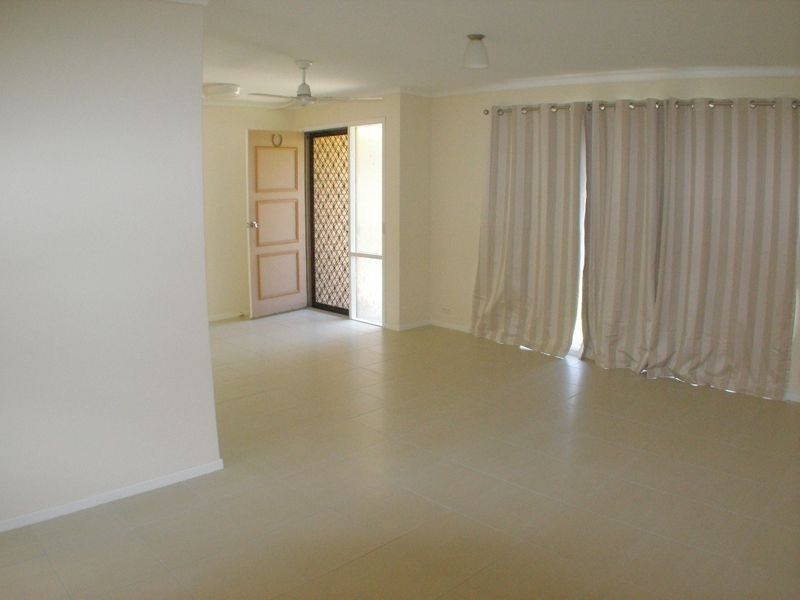 25 Undara Avenue, Buddina QLD 4575