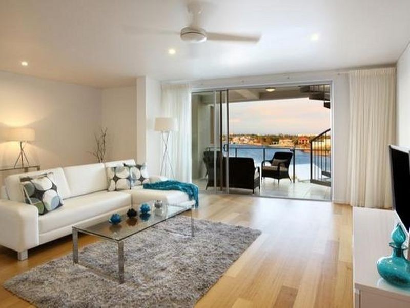 7 Grand Parade, Kawana Waters QLD 4575