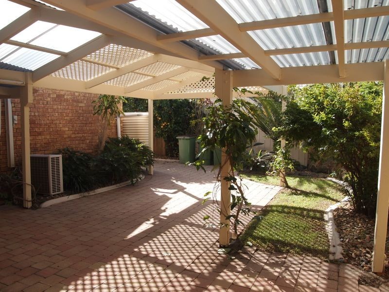 11 Mooloolah Drive, Minyama QLD 4575