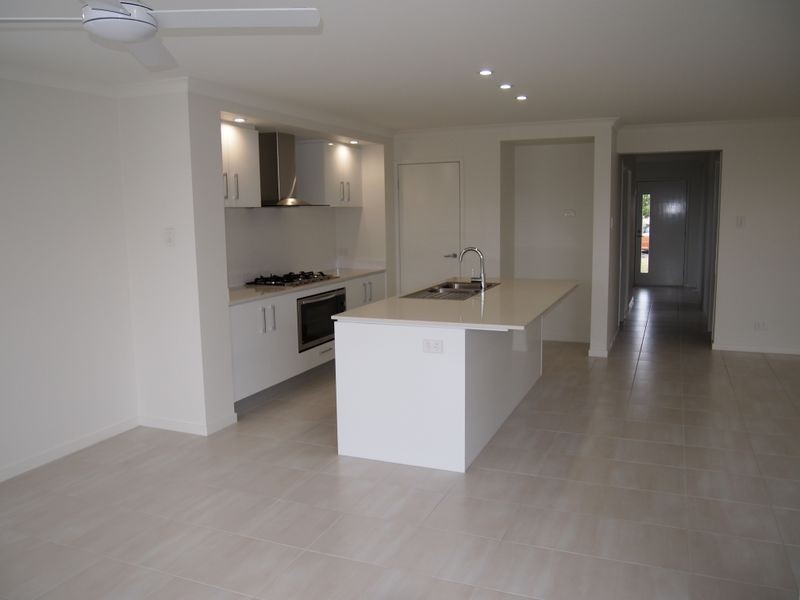 9 Akuna Street, Birtinya QLD 4575