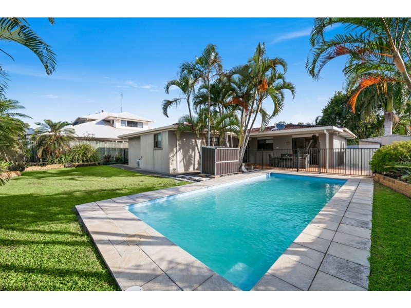 66 Brentwood Avenue, Mooloolaba QLD 4557