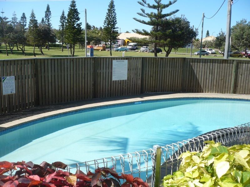 2/102 Pacific Boulevard, Buddina QLD 4575