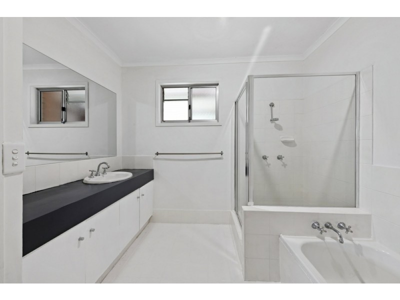 17 Cooinda Crescent, Maroochydore QLD 4558