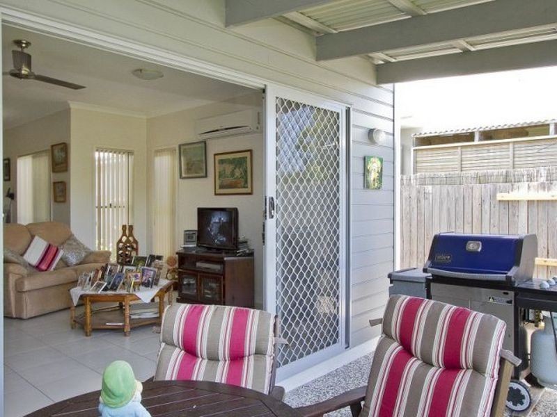 6 Eyre Place, Caloundra West QLD 4551