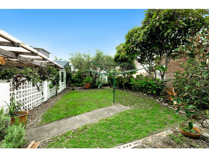 5 Dalpura Street, Buddina QLD 4575