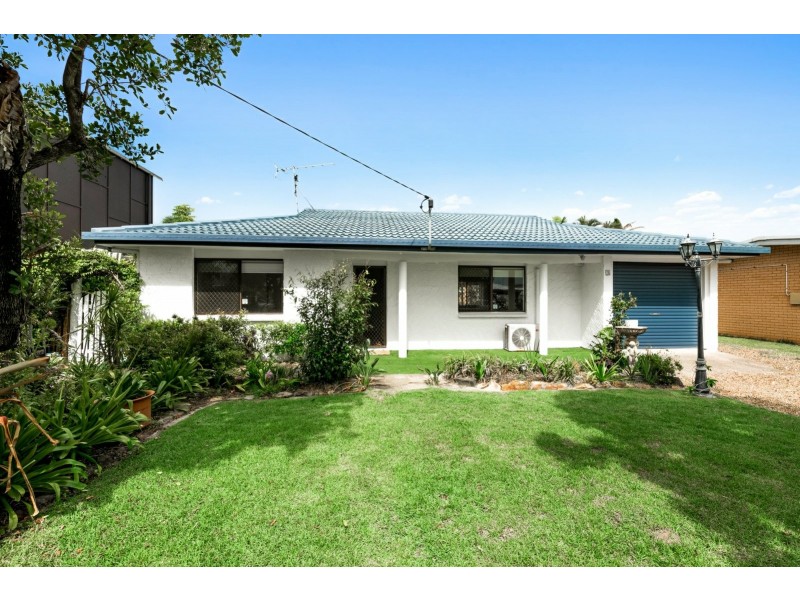 5 Dalpura Street, Buddina QLD 4575