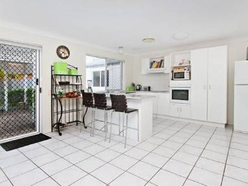 22 Glenfields Boulevard, Mountain Creek QLD 4557