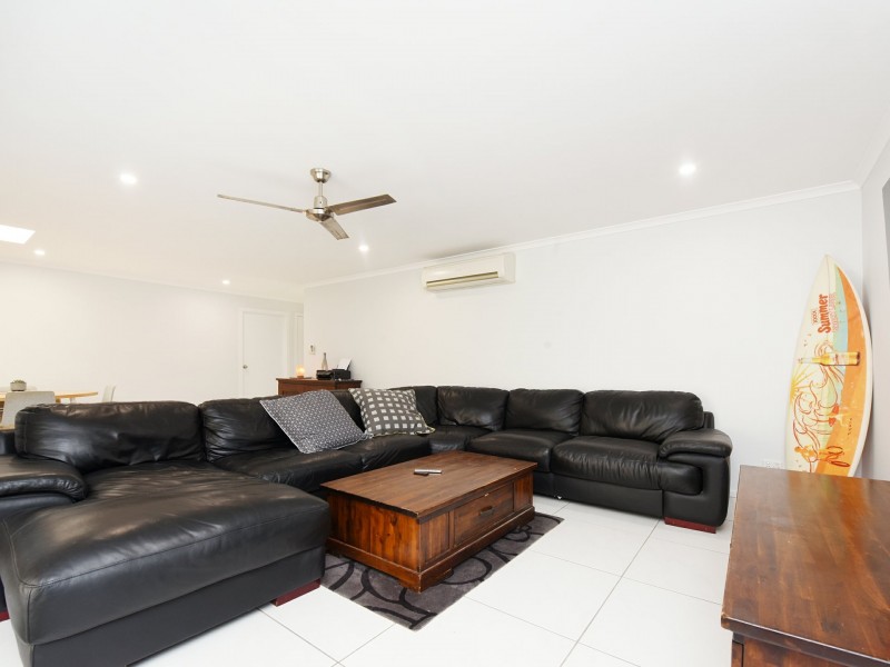 1/3 Bahlaka Street, Mooloolaba QLD 4557