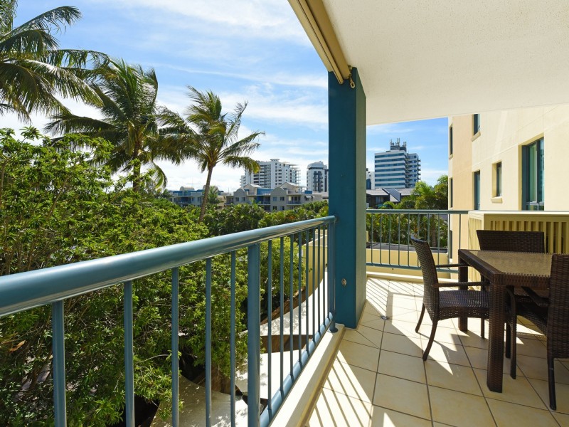 Unit 301/98 Alexandra Parade, Alexandra Headland QLD 4572