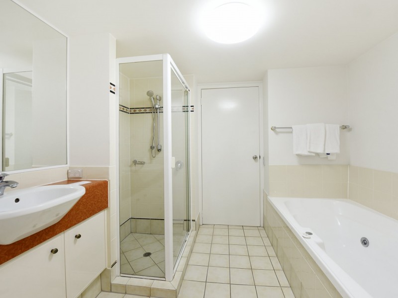 Unit 301/98 Alexandra Parade, Alexandra Headland QLD 4572