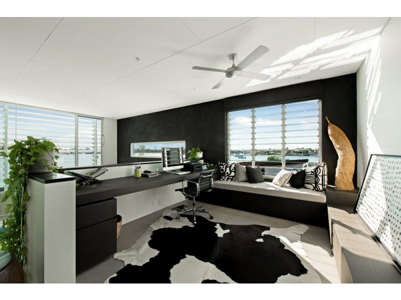 23 Carwoola Cres, Mooloolaba QLD 4557