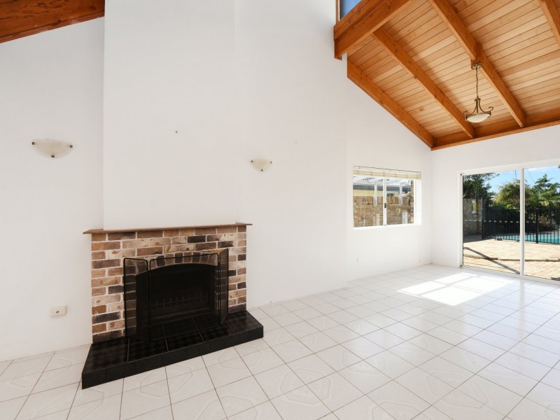 31 Coomaroo Crescent, Minyama QLD 4575